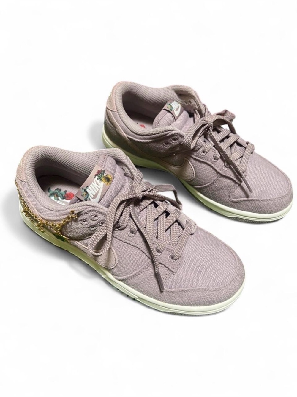 Nike dunk low flowers